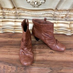 American Eagle Great Condition Brown Boots